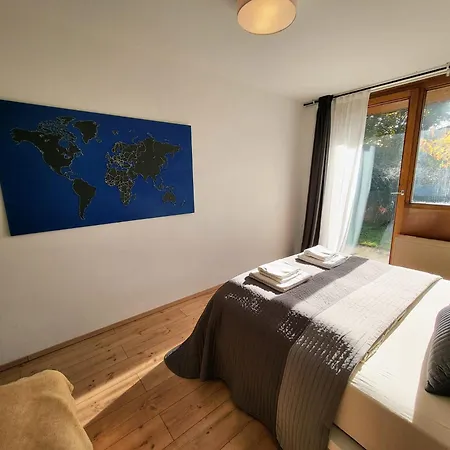 Renovated Garden-apartment, Next To Forest, On Mountain, Free Parking شقة سخوناخ